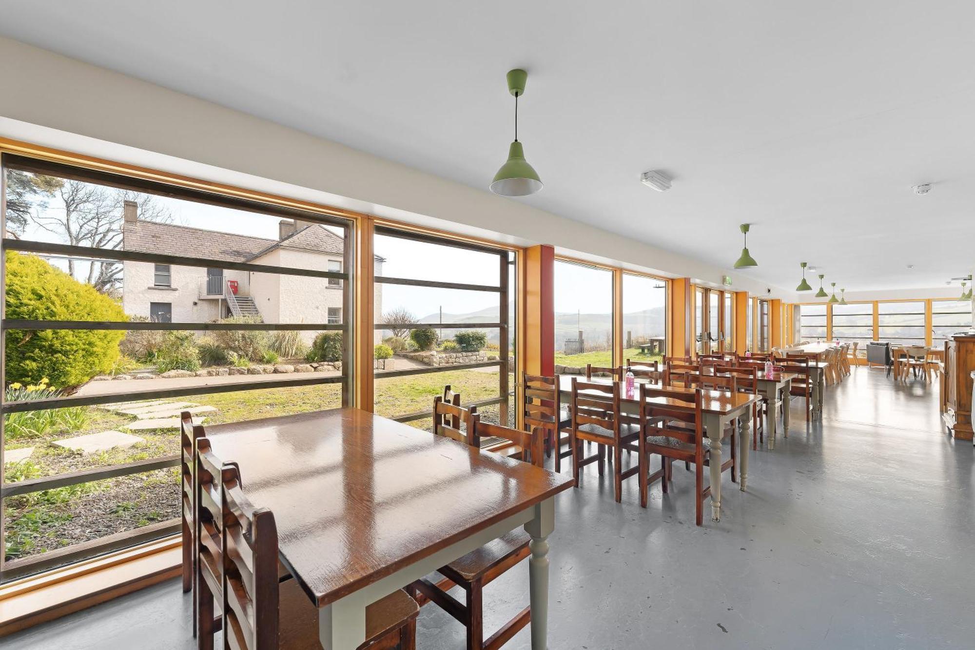 Knockree Hostel Эннискерри Экстерьер фото
