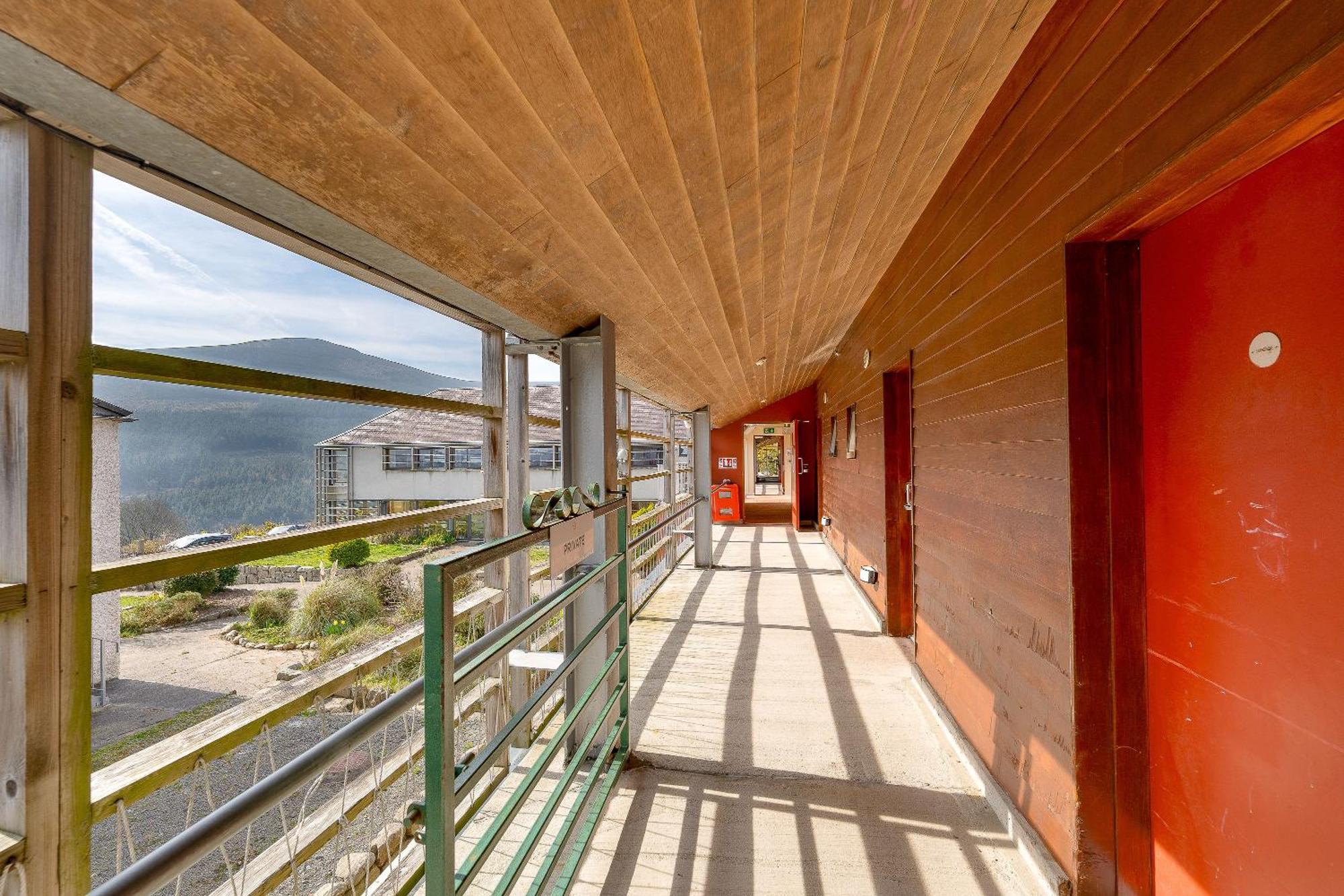 Knockree Hostel Эннискерри Экстерьер фото