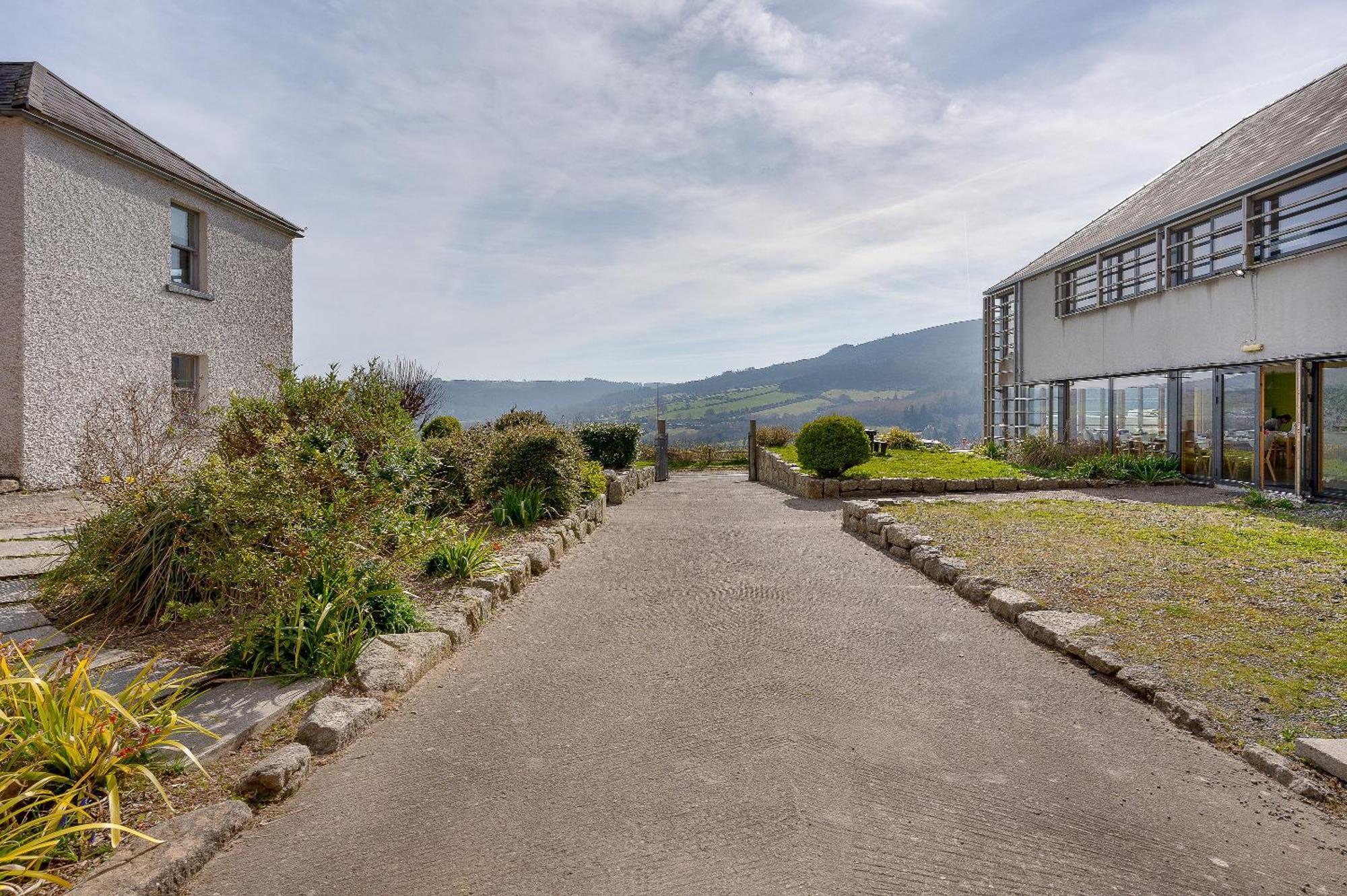 Knockree Hostel Эннискерри Экстерьер фото