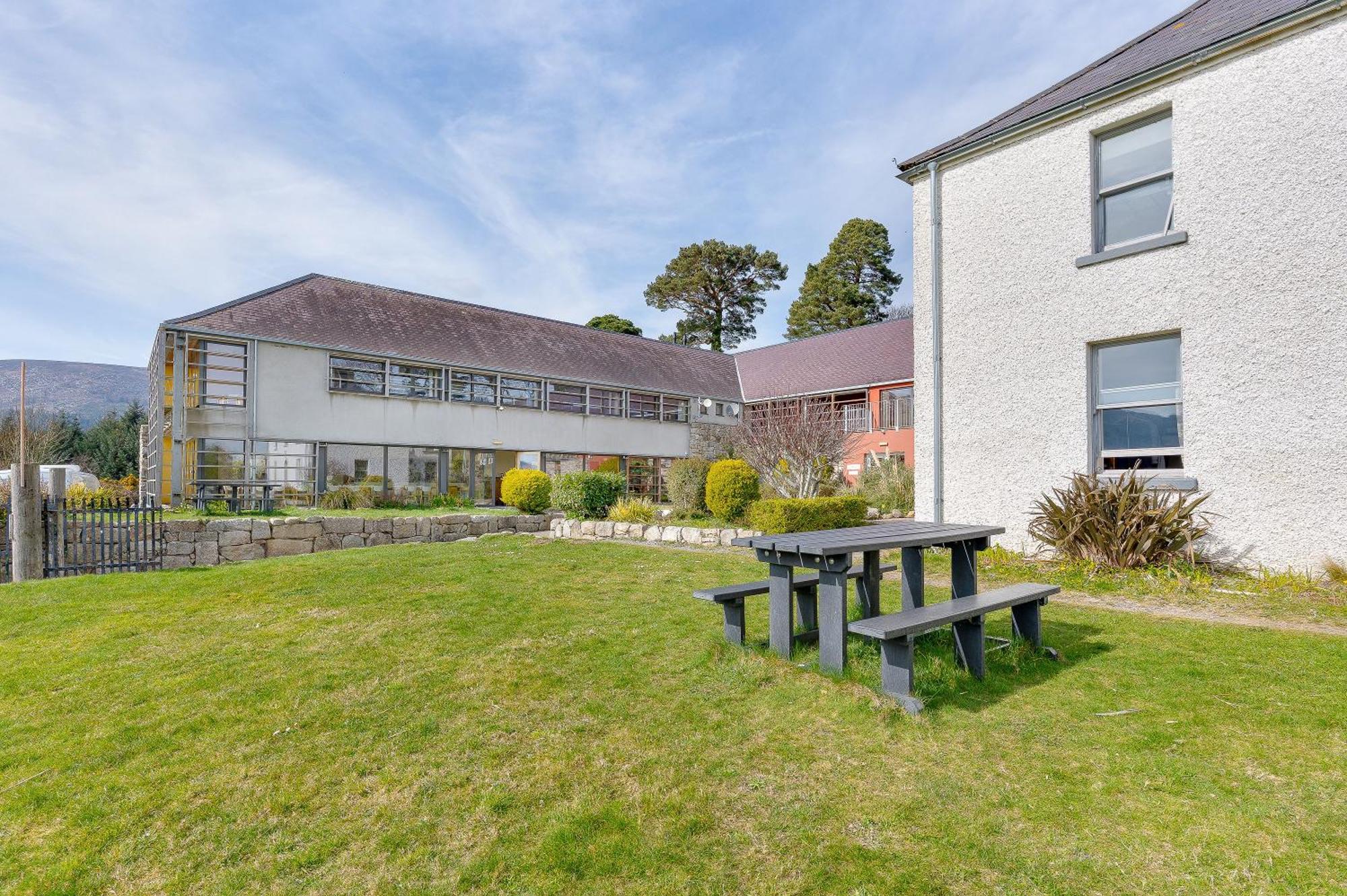 Knockree Hostel Эннискерри Экстерьер фото
